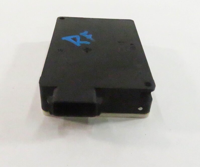 Thumbnail 7: 2009 BMW 750i (F01) ACTIVE CRUISE CONTROL SRR ACC RADAR CONTROL MODULE