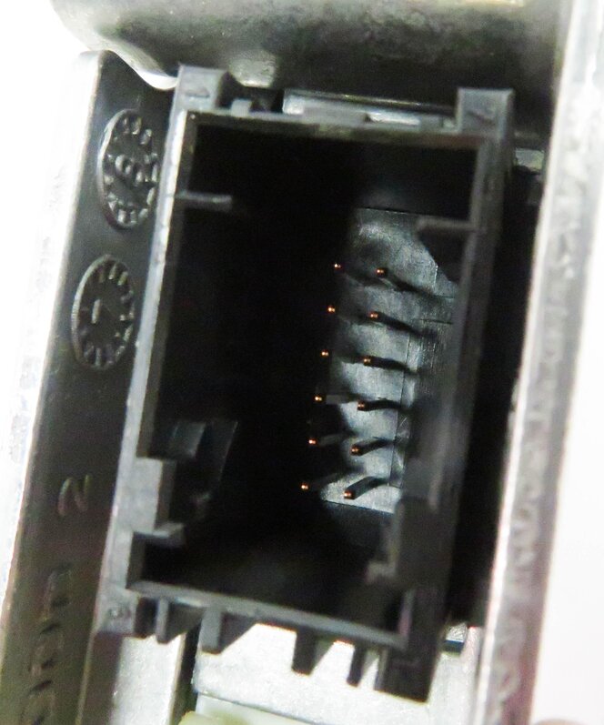 Thumbnail 11: 2009-2011 BMW 528i 535i 550i 740i 750i 760i (F01 F10) NIGHT VISION CAMERA MODULE