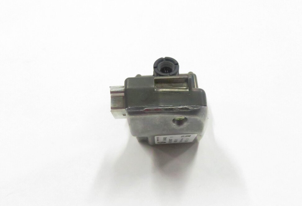 Thumbnail 3: 2009-2012 BMW 740i 750i 760i B7 X6 (F01 E71) LANE DEPARTURE WARNING CAMERA