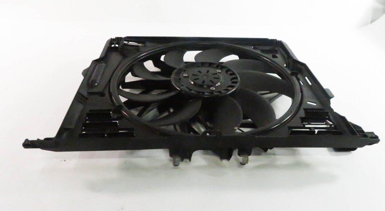 Thumbnail 3: 2010-2018 BMW 550i 550iGT 650i 750i B7 (F01 F06 F10) 850w RADIATOR COOLING FAN