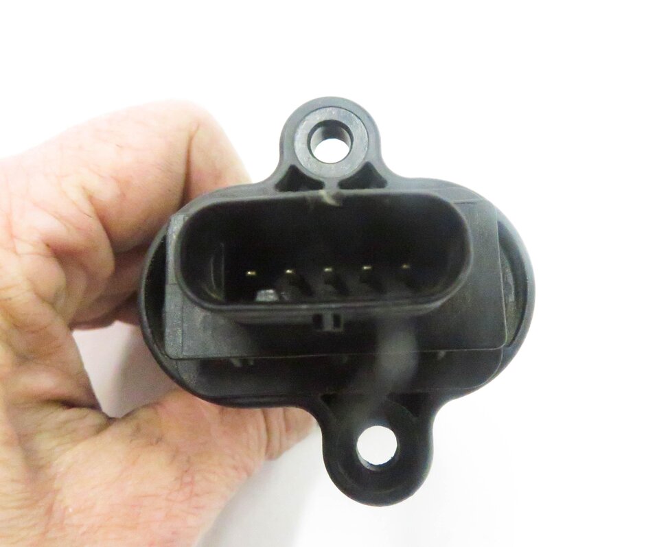 Thumbnail 7: 06-14 BMW 550i 750i 650i X5 X6 (E60 E70 E71 F01 F10) V8 MASS AIR FLOW SENSOR MAF