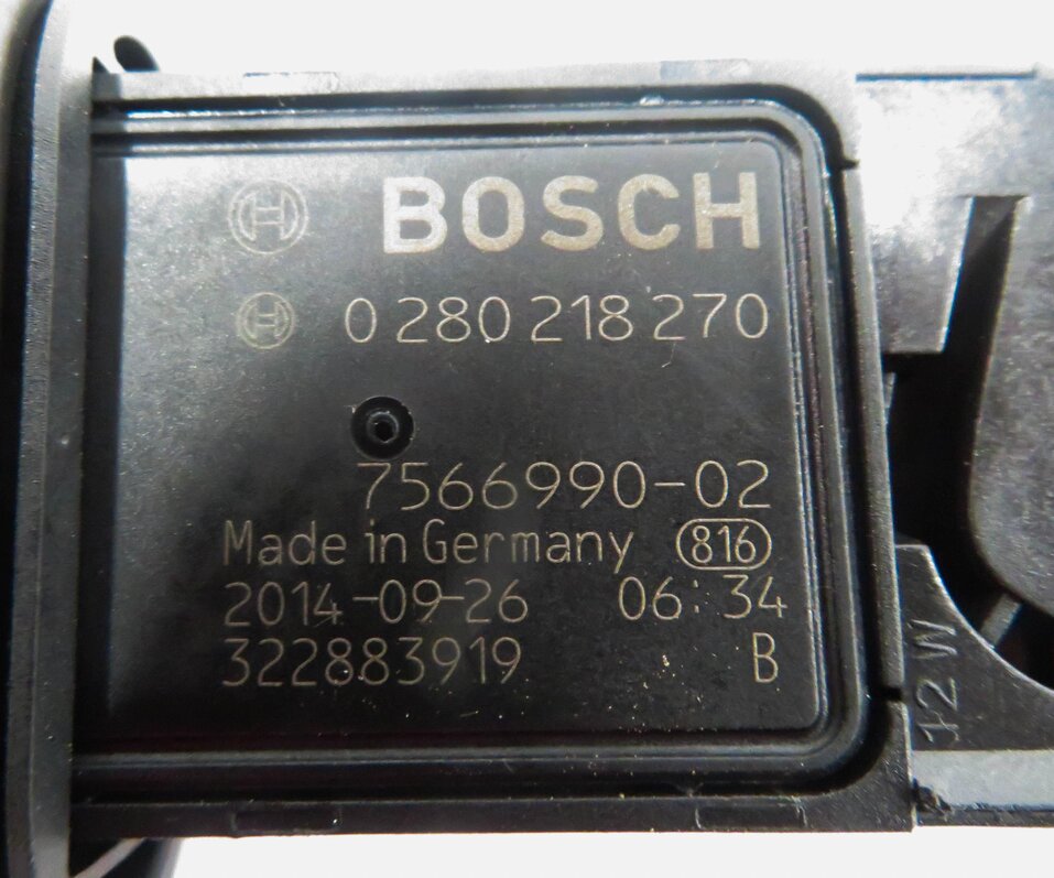 Thumbnail 8: 06-14 BMW 550i 750i 650i X5 X6 (E60 E70 E71 F01 F10) V8 MASS AIR FLOW SENSOR MAF