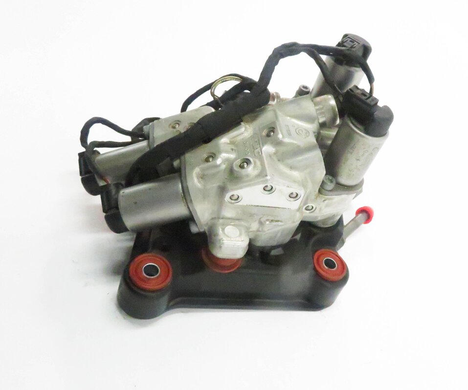 Thumbnail 4: 2009 BMW 750i (F01) DYNAMIC DRIVE SUSPENSION VALVE BLOCK