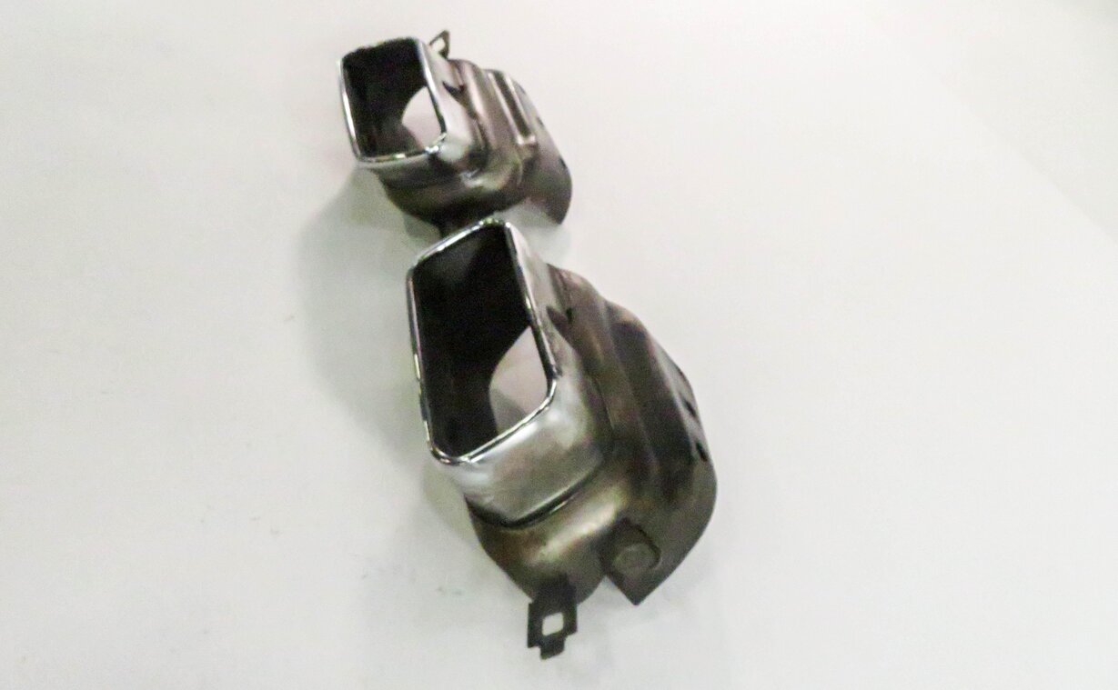 Thumbnail 2: 2009 BMW 750i (F01) LEFT & RIGHT EXHAUST TIP SET-2
