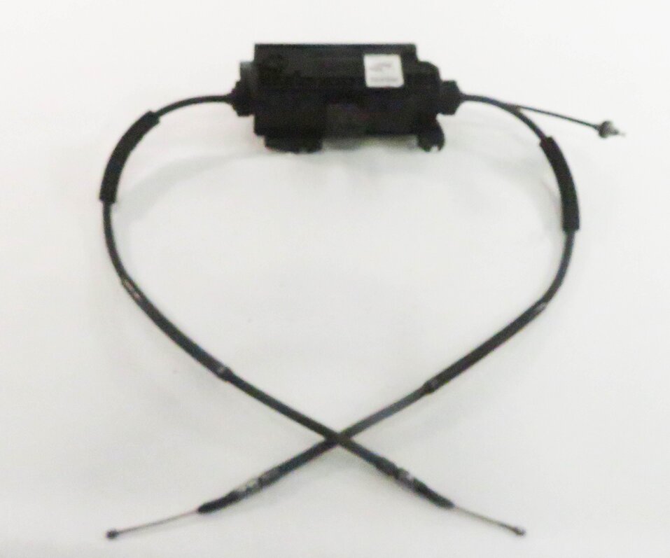 Thumbnail 7: 2009 BMW 750i (F01) PARKING BRAKE ACTUATOR MOTOR w/ CABLES