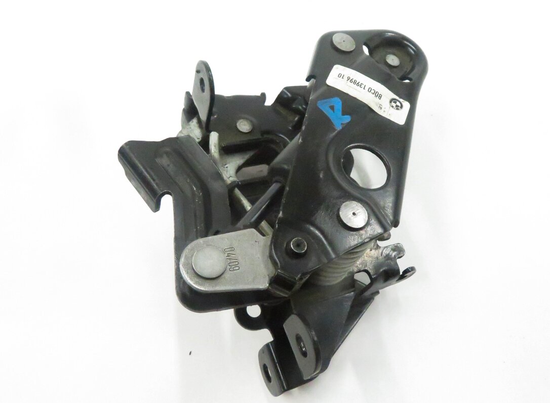 Thumbnail 8: 2009 BMW 750i (F01) FRONT LEFT & RIGHT LOWER HOOD LOCK LATCH SET-2 w/ CABLE