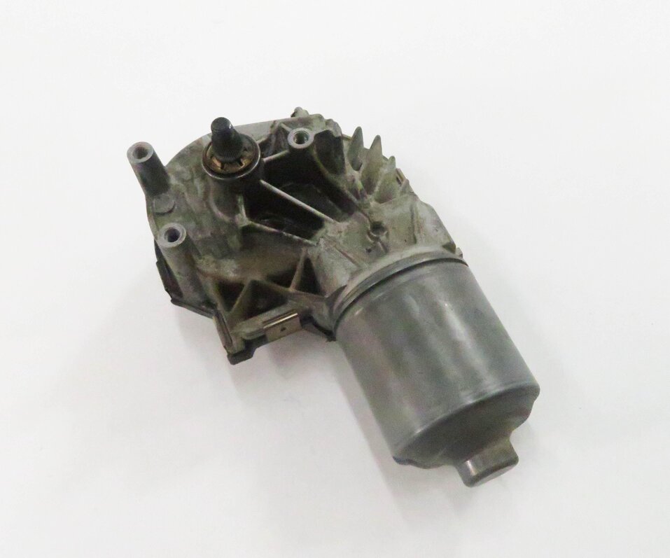 2010-2016 BMW M5 528i 535i 550i 740i 750i 760i (F01 F10) WINDSHIELD WIPER MOTOR