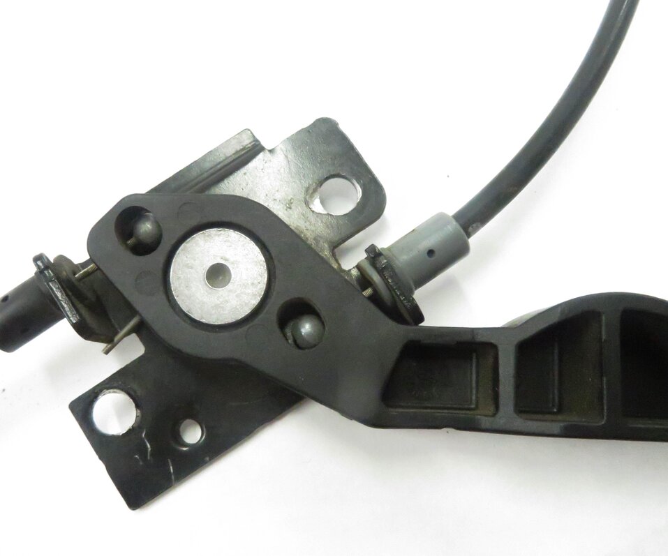 Thumbnail 10: 2009 BMW 750i (F01) FRONT LEFT & RIGHT UPPER HOOD LOCK LATCH SET-2 w/ CABLE