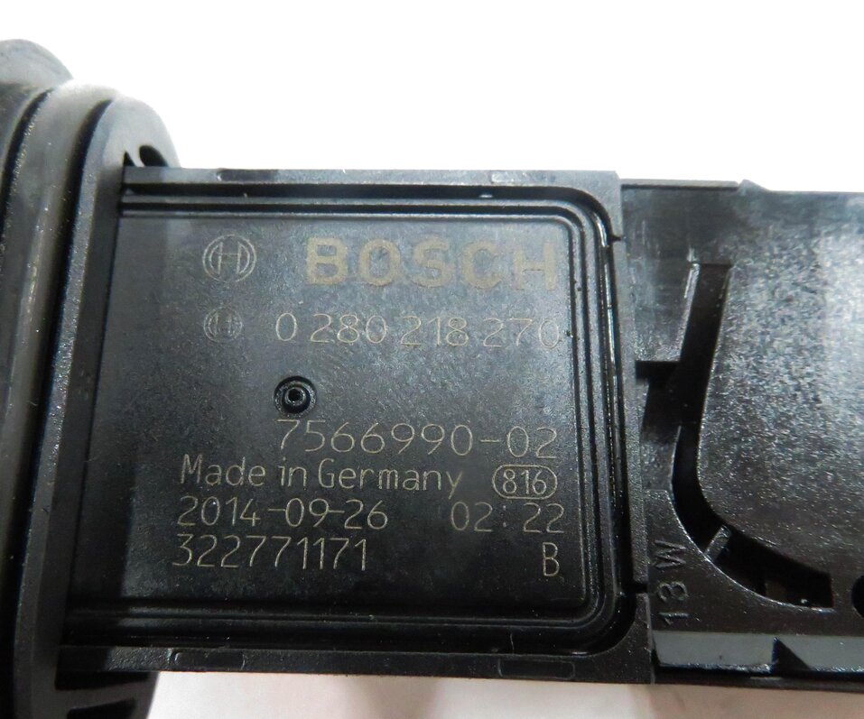 Thumbnail 10: 06-14 BMW 550i 750i 650i X5 X6 (E60 E70 E71 F01 F10) V8 MASS AIR FLOW SENSOR MAF