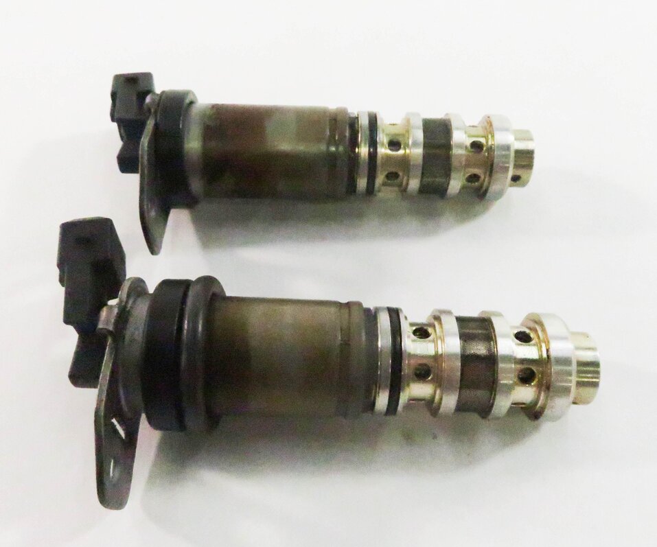 Thumbnail 5: 2009 BMW 750i (F01) 4.4L N63 V8 ENGINE - VVT VANOS TIMING SOLENOID SET-2