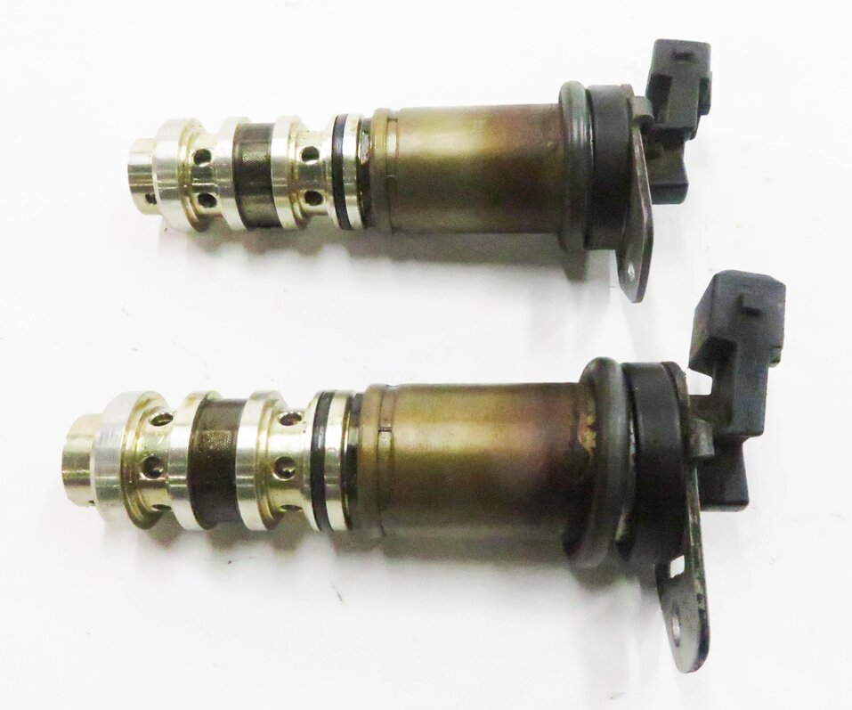 Thumbnail 3: 2009 BMW 750i (F01) 4.4L N63 V8 ENGINE - VVT VANOS TIMING SOLENOID SET-2
