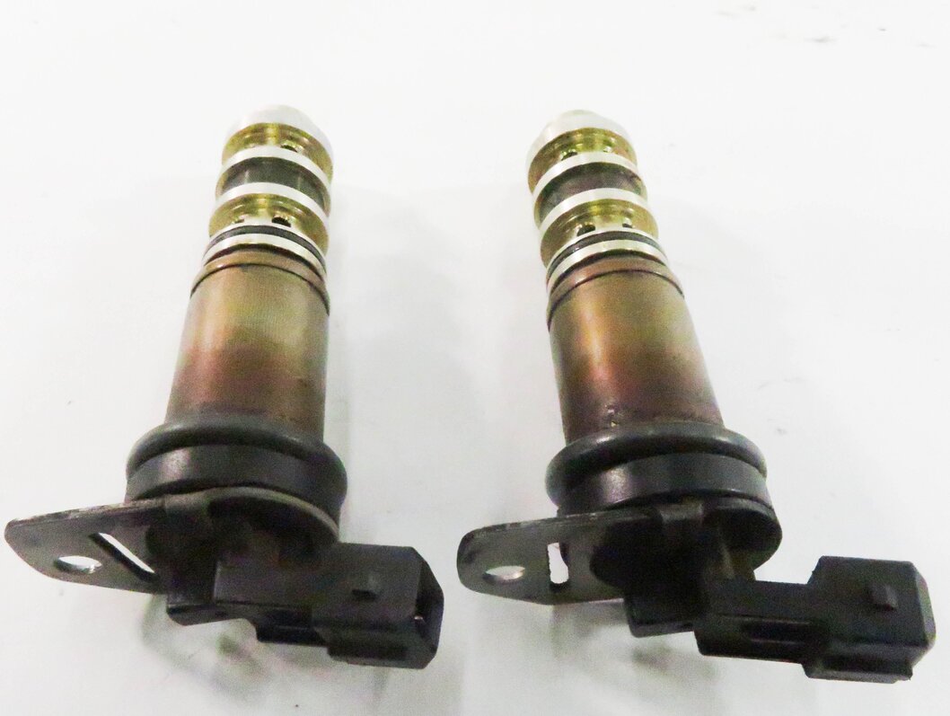 Thumbnail 4: 2009 BMW 750i (F01) 4.4L N63 V8 ENGINE - VVT VANOS TIMING SOLENOID SET-2