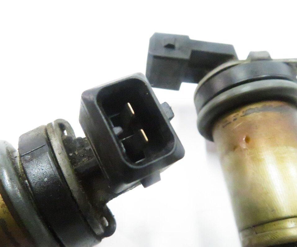 Thumbnail 6: 2009 BMW 750i (F01) 4.4L N63 V8 ENGINE - VVT VANOS TIMING SOLENOID SET-2