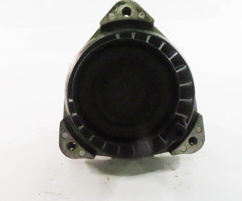 Thumbnail 8: 2009 BMW 750i (F01) 4.4L V8 ENGINE - RIGHT FRONT PASSENGER MOTOR MOUNT