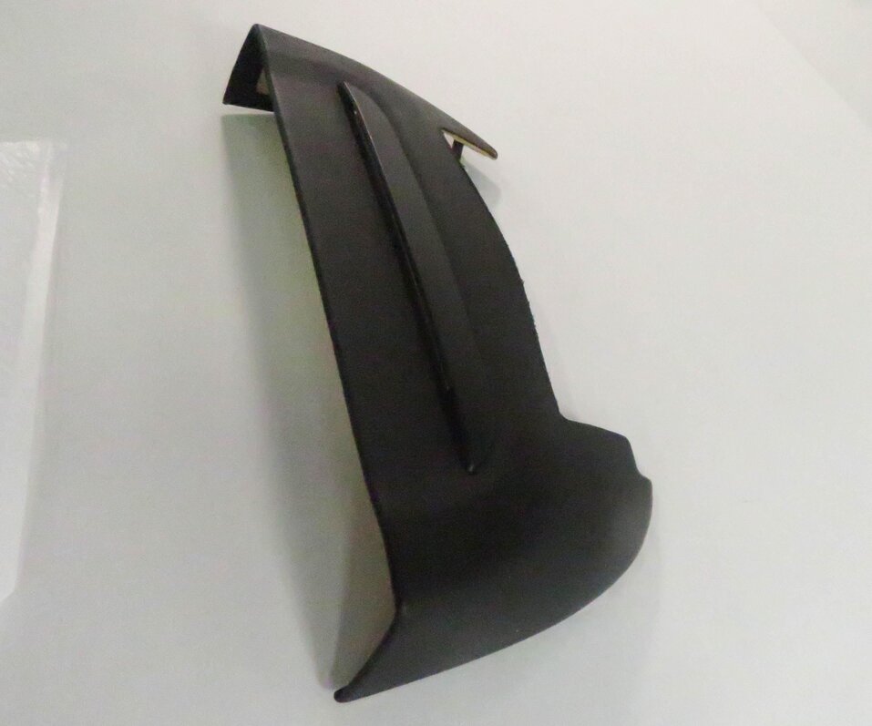 Thumbnail 4: 2009 BMW 750i (F01) RIGHT FRONT PASSENGER LIGHTED SEAT BACK PANEL TRIM (BLACK)