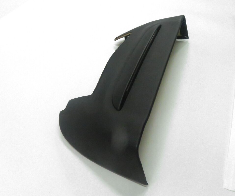 Thumbnail 5: 2009 BMW 750i (F01) RIGHT FRONT PASSENGER LIGHTED SEAT BACK PANEL TRIM (BLACK)