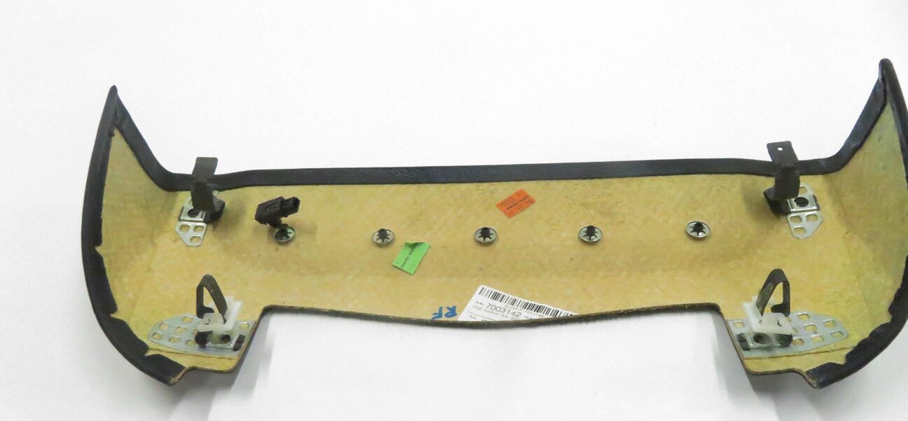 Thumbnail 8: 2009 BMW 750i (F01) RIGHT FRONT PASSENGER LIGHTED SEAT BACK PANEL TRIM (BLACK)
