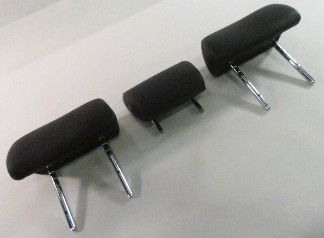 2009 BMW 750i (F01) REAR SEAT LEFT / CENTER / RIGHT HEADREST SET (BLACK LEATHER)