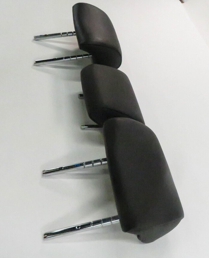 Thumbnail 5: 2009 BMW 750i (F01) REAR SEAT LEFT / CENTER / RIGHT HEADREST SET (BLACK LEATHER)