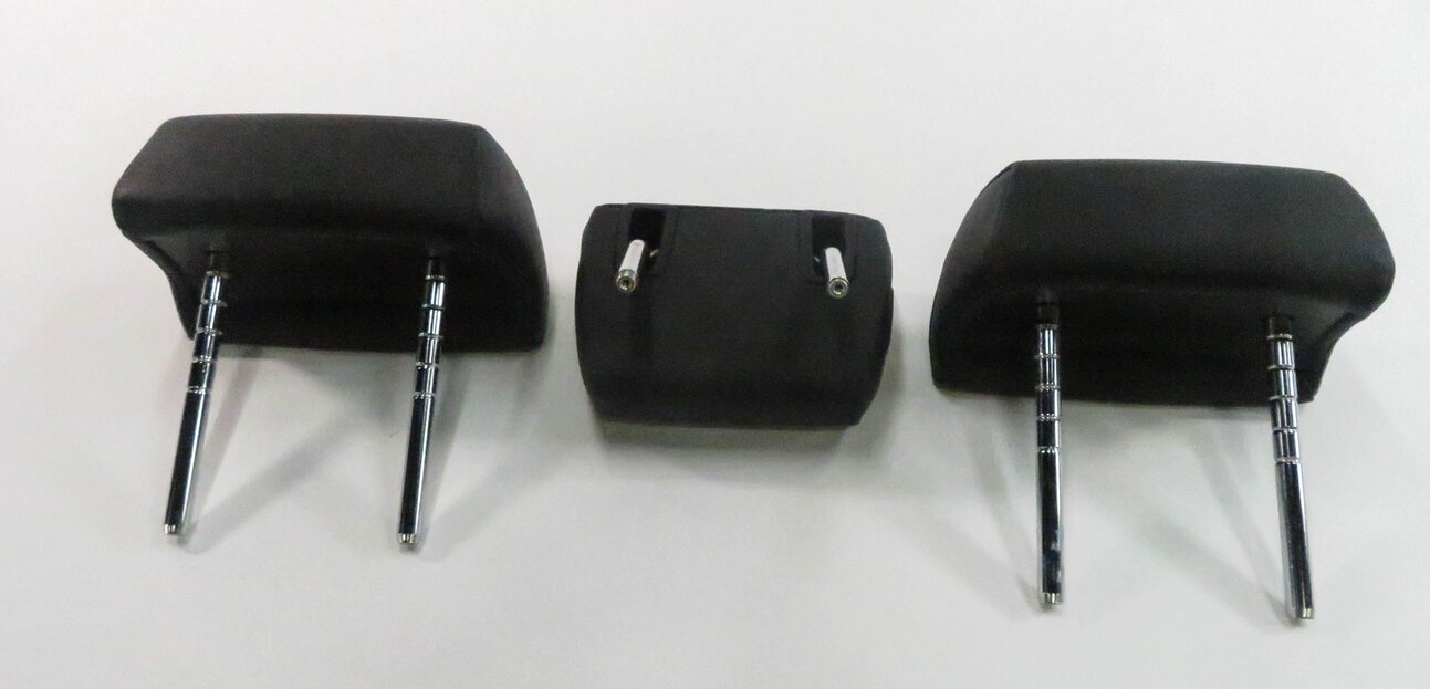 Thumbnail 9: 2009 BMW 750i (F01) REAR SEAT LEFT / CENTER / RIGHT HEADREST SET (BLACK LEATHER)