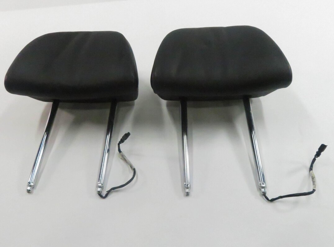 Thumbnail 2: 2009 BMW 750i (F01) FRONT LEFT & RIGHT SEAT ACTIVE HEADREST SET (BLACK LEATHER)