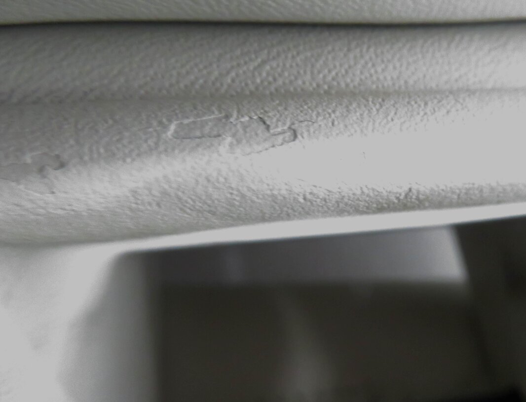 Thumbnail 12: 2012 RANGE ROVER (L322) REAR SEAT CENTER ARMREST w/ HEADREST (JET IVORY LEATHER)