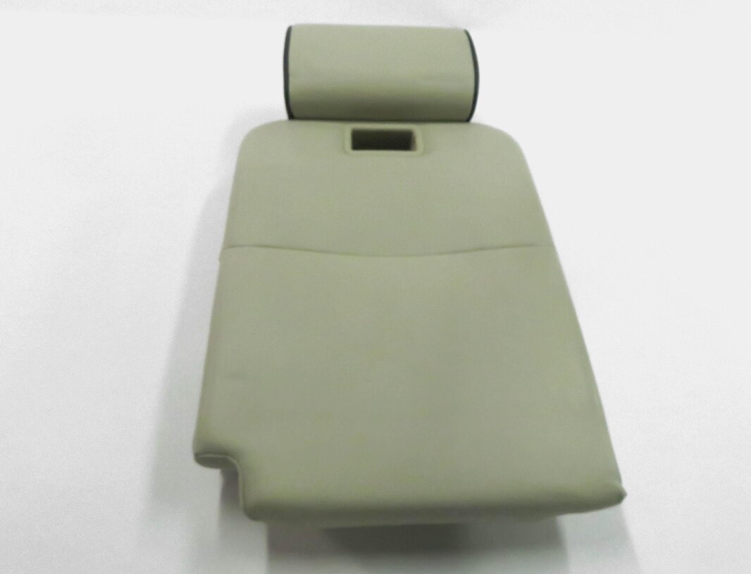 Thumbnail 2: 2012 RANGE ROVER (L322) REAR SEAT CENTER ARMREST w/ HEADREST (JET IVORY LEATHER)