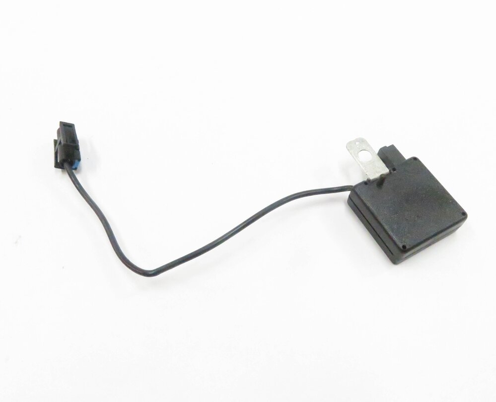 Thumbnail 4: 2012 RANGE ROVER (L322) ANTENNA AMP AMPLIFIER MODULE