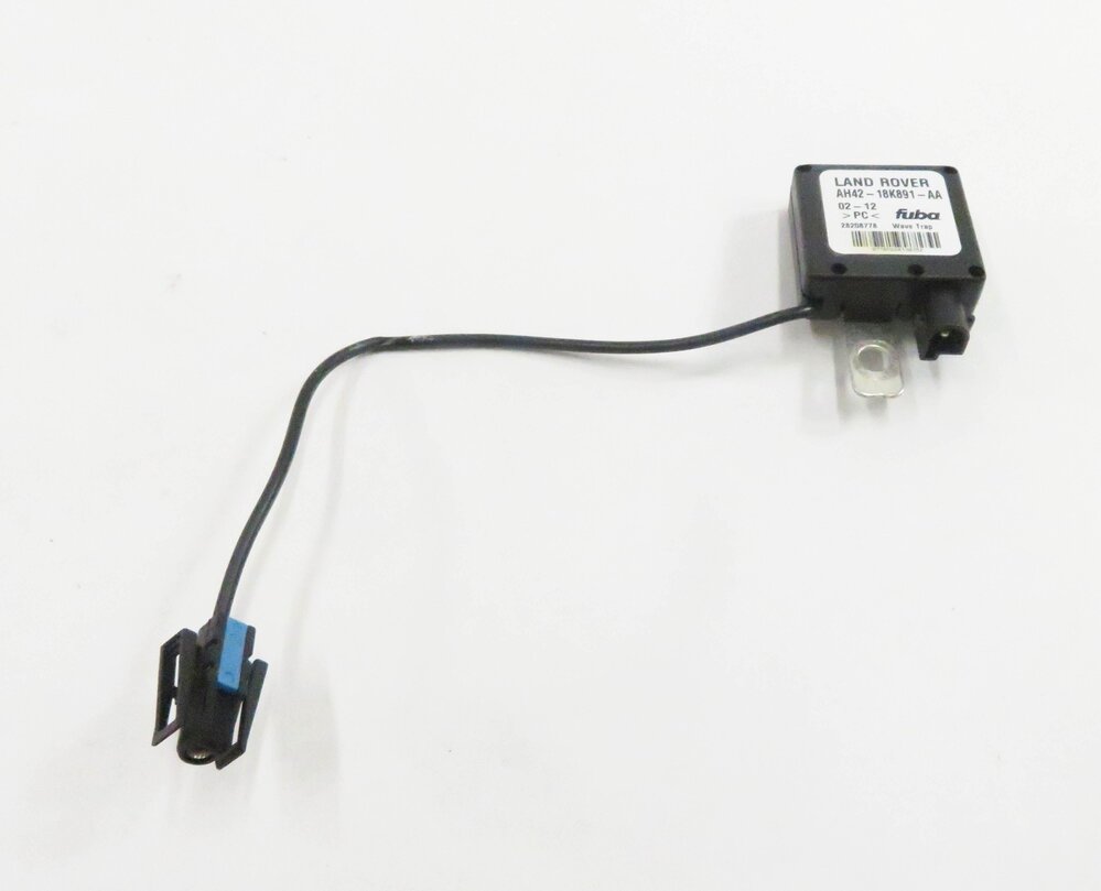 Thumbnail 5: 2012 RANGE ROVER (L322) ANTENNA AMP AMPLIFIER MODULE