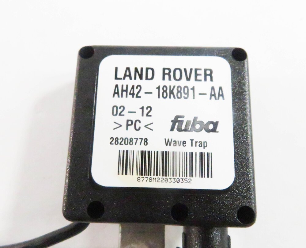 Thumbnail 6: 2012 RANGE ROVER (L322) ANTENNA AMP AMPLIFIER MODULE