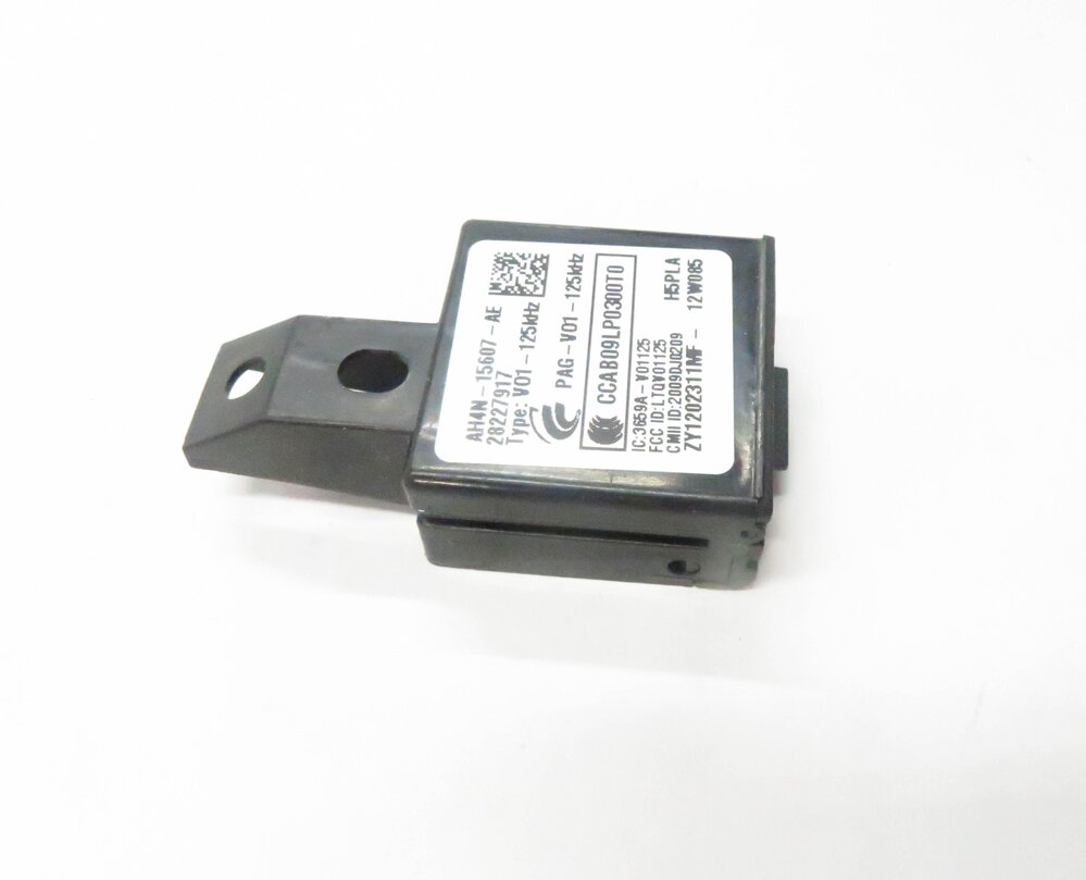 Thumbnail 4: 2012 RANGE ROVER (L322) KEYLESS ENTRY ANTENNA SENSOR MODULE