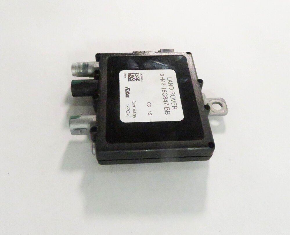 Thumbnail 4: 2012 RANGE ROVER (L322) ANTENNA AMP AMPLIFIER CIRCUIT CONTROL MODULE