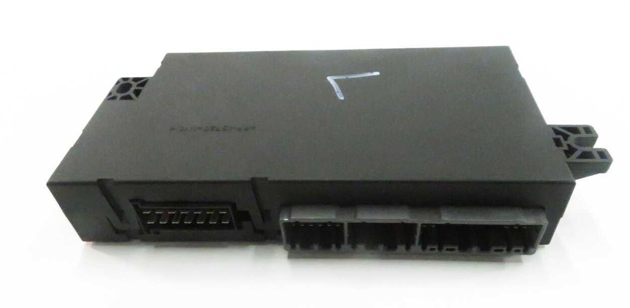 Thumbnail 7: 2012 RANGE ROVER (L322) LEFT FRONT DRIVER MEMORY SEAT CONTROL MODULE