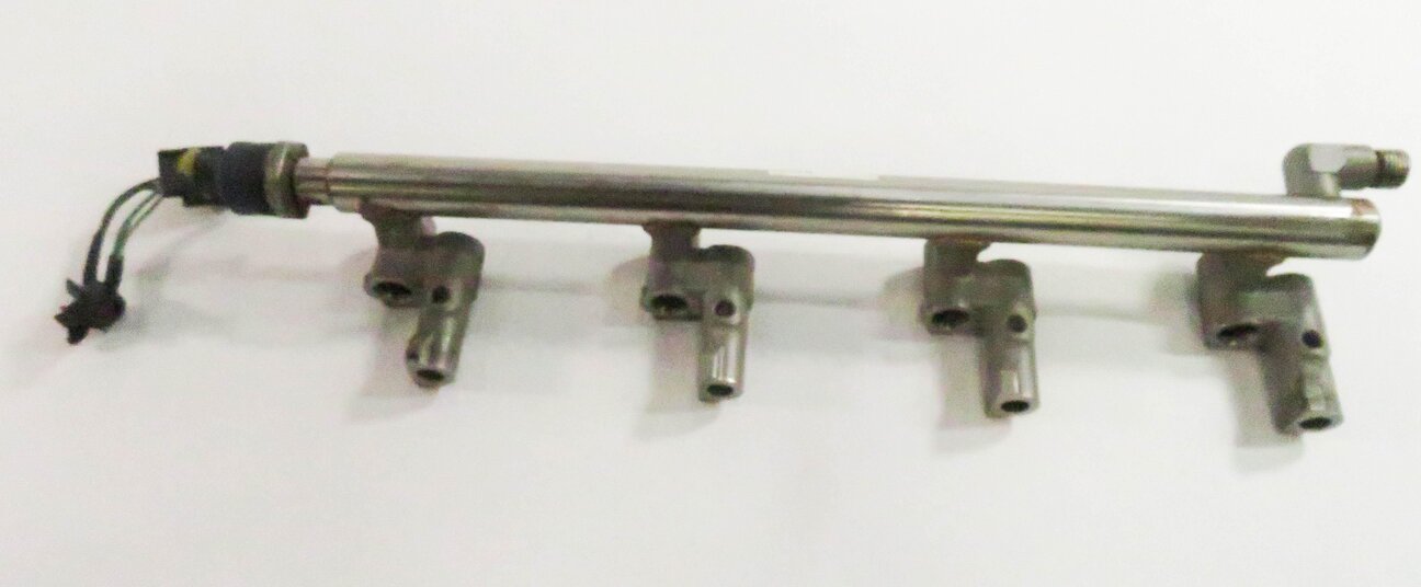 Thumbnail 8: 2012 RANGE ROVER (L322) 5.0L AJ133 V8 ENGINE - FUEL RAIL SET-2