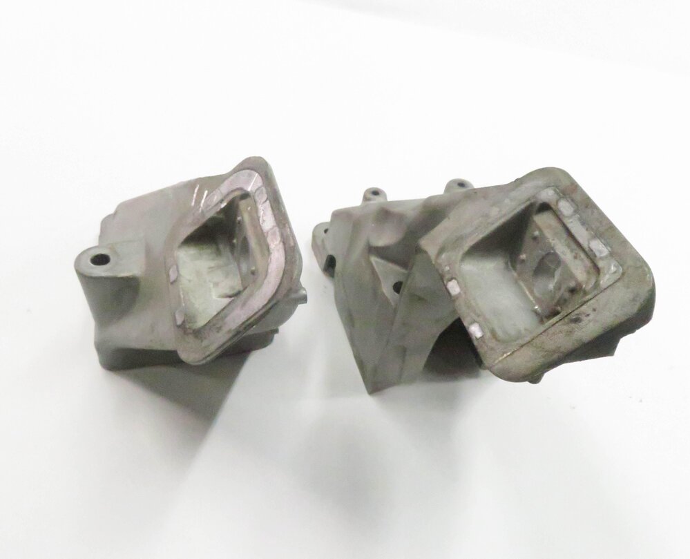 Thumbnail 2: 2012 RANGE ROVER (L322) 5.0L AJ133 V8 ENGINE - MOTOR MOUNT BRACKET SET-2