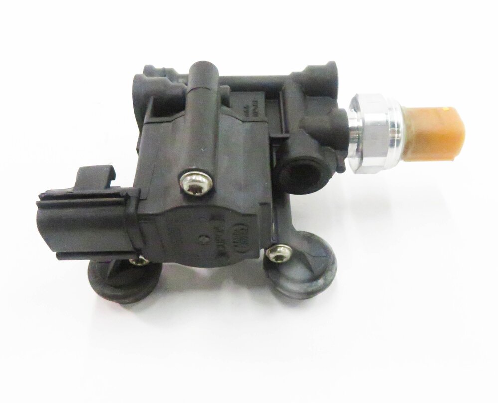 Thumbnail 5: 2012 RANGE ROVER (L322) AIR SUSPENSION VALVE BLOCK