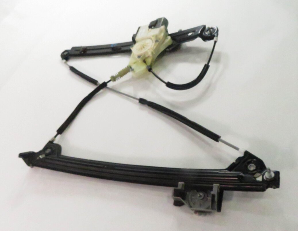 Thumbnail 4: 10-17 BMW 535iGT 550iGT (F07) RIGHT FRONT PASSENGER WINDOW REGULATOR w/ MOTOR