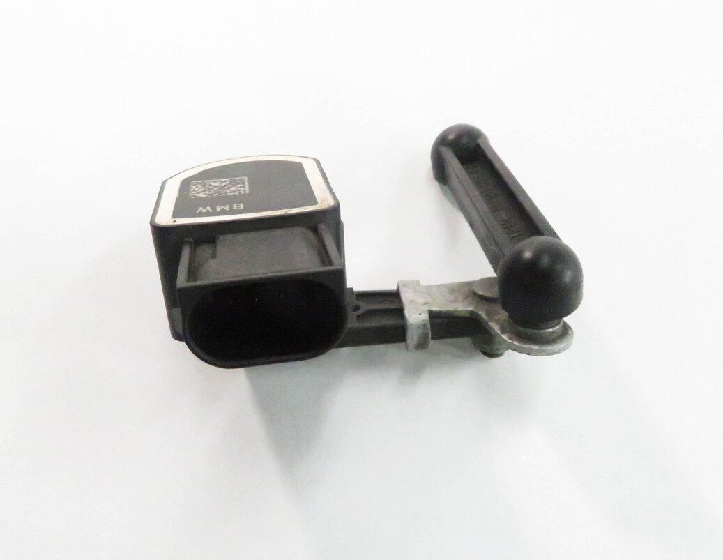 Thumbnail 2: 2010 BMW 550iGT (F07) RIGHT FRONT PASSENGER SUSPENSION HEIGHT LEVEL SENSOR