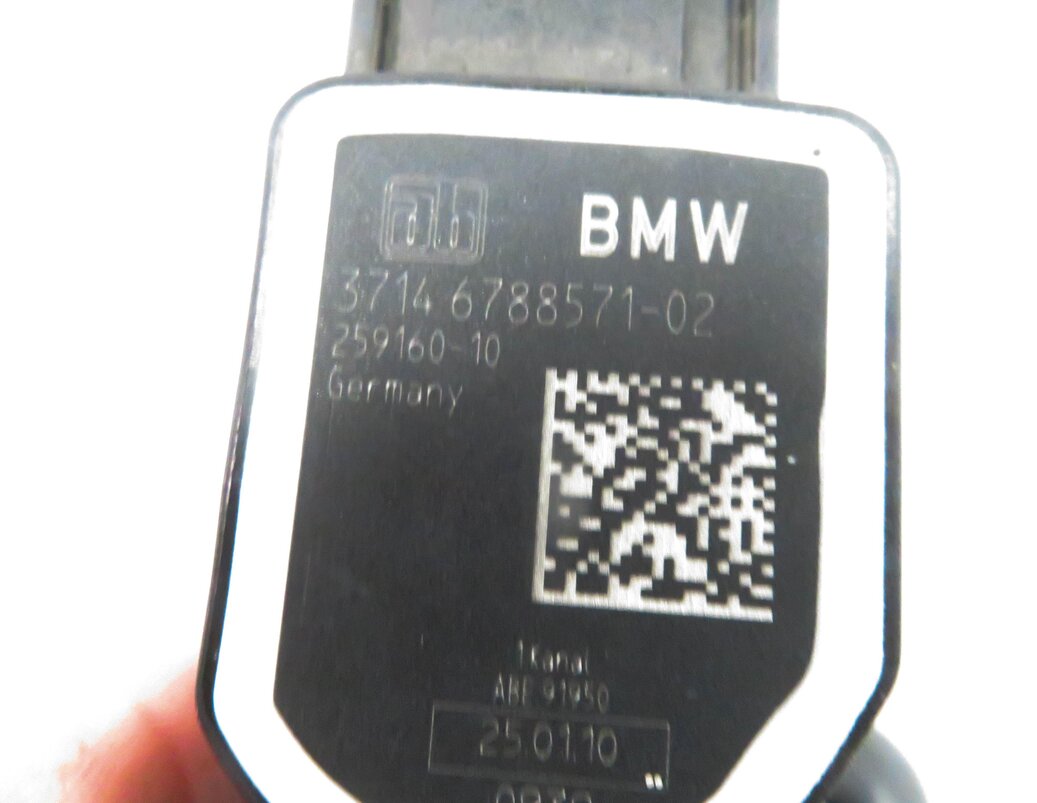 Thumbnail 7: 2010 BMW 550iGT (F07) RIGHT FRONT PASSENGER SUSPENSION HEIGHT LEVEL SENSOR