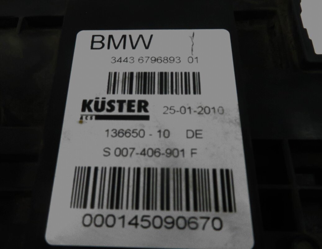 Thumbnail 6: 2010 BMW 550iGT (F07) EMERGENCY PARKING BRAKE ACTUATOR MOTOR w/ CABLES