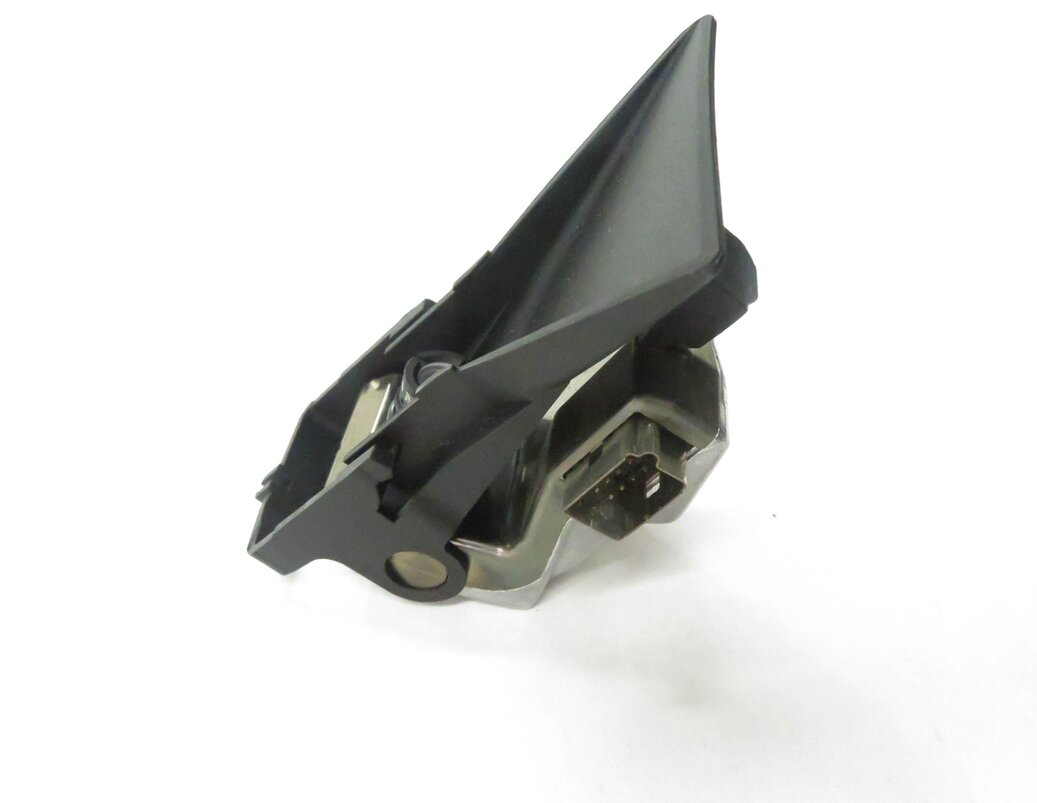 Thumbnail 3: 2010-2013 BMW 535iGT 550iGT (F07) FRONT LANE DEPARTURE WARNING CAMERA