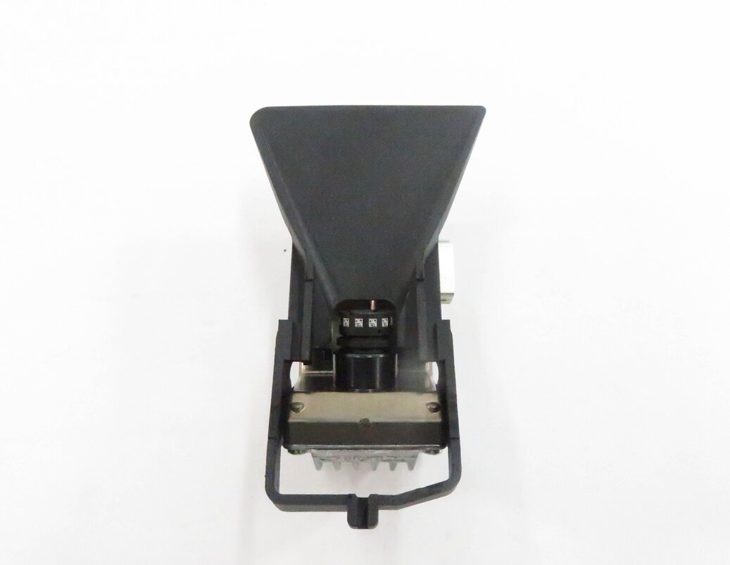 Thumbnail 7: 2010-2013 BMW 535iGT 550iGT (F07) FRONT LANE DEPARTURE WARNING CAMERA
