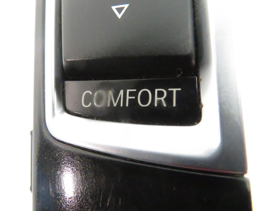 Thumbnail 13: 2010 BMW 550iGT (F07) TRACTION CONTROL SPORT COMFORT CAMERA PDC SWITCH BUTTON