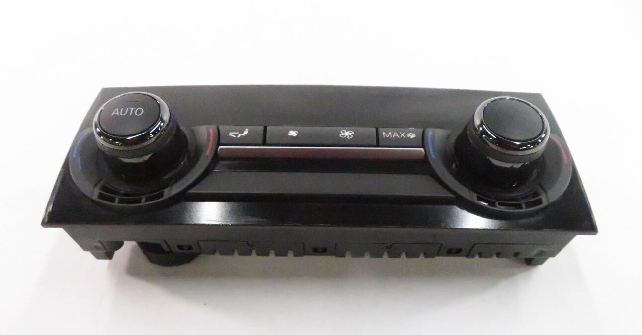 Thumbnail 4: 2010-2019 BMW 528i 535i 550i 740i 750i 760i (F01 F06 F10) REAR TEMPERATURE PANEL