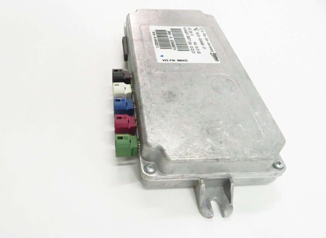 Thumbnail 5: 10-17 BMW 328i 330i 335i 528i 535i 550i 650i 750i 760i - SURROUND CAMERA MODULE