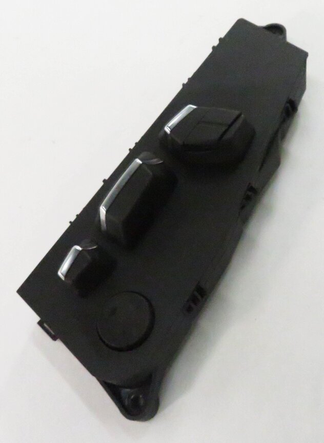 2011 BMW 550i (F10) RIGHT FRONT PASSENGER POWER SEAT ADJUSTMENT SWITCH