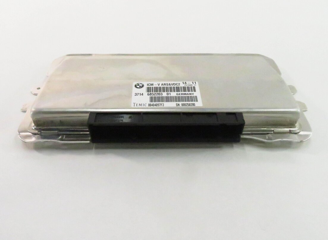 Thumbnail 2: 2011 BMW 550i (F10) VDC ADAPTIVE SUSPENSION CONTROL MODULE COMPUTER