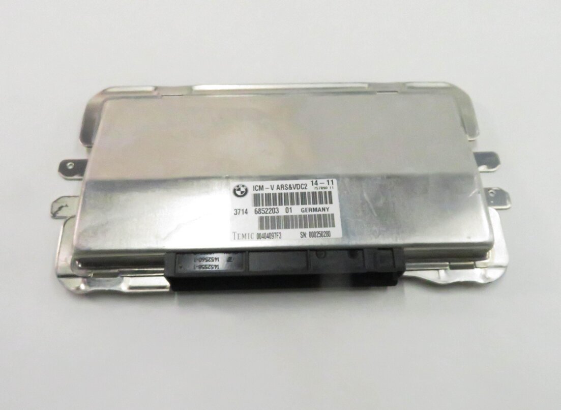 Thumbnail 3: 2011 BMW 550i (F10) VDC ADAPTIVE SUSPENSION CONTROL MODULE COMPUTER