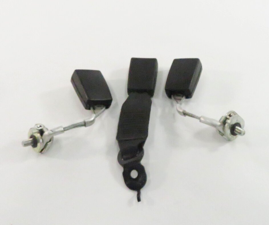 Thumbnail 5: 2011 BMW 550i (F10) REAR SEAT SEATBELT BUCKLE RECEIVER SET-3 (BLACK)