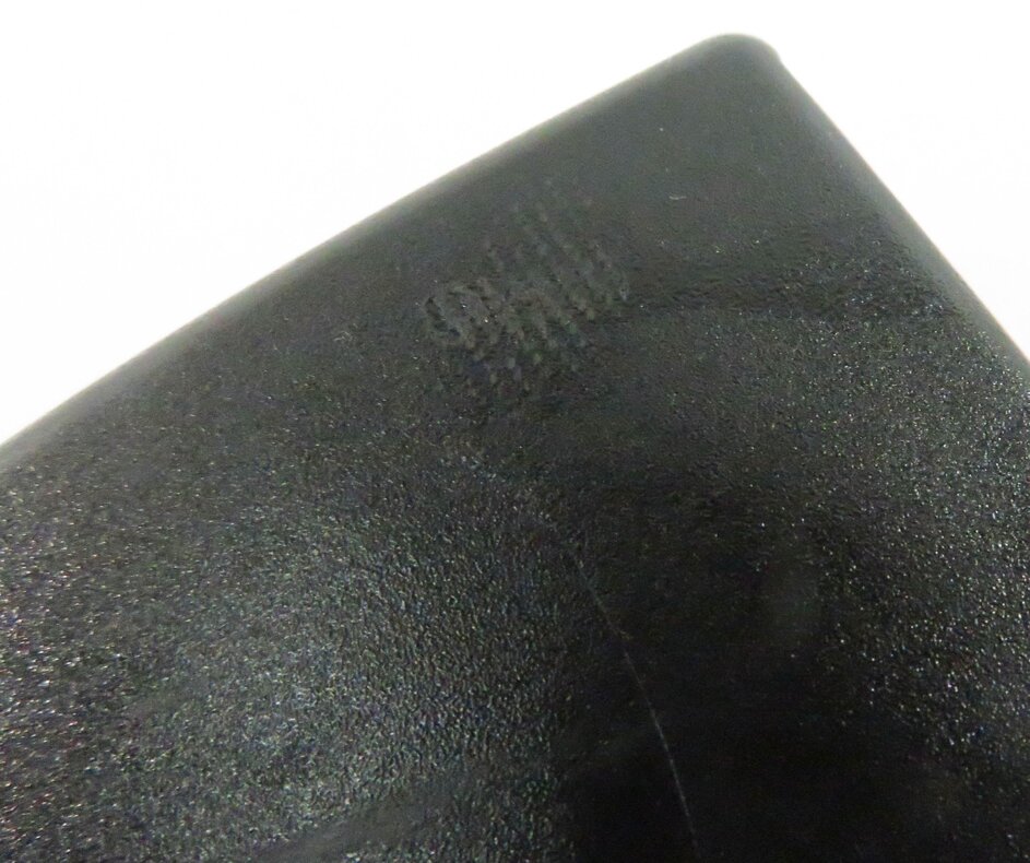 Thumbnail 8: 2011 BMW 550i (F10) REAR SEAT SEATBELT BUCKLE RECEIVER SET-3 (BLACK)
